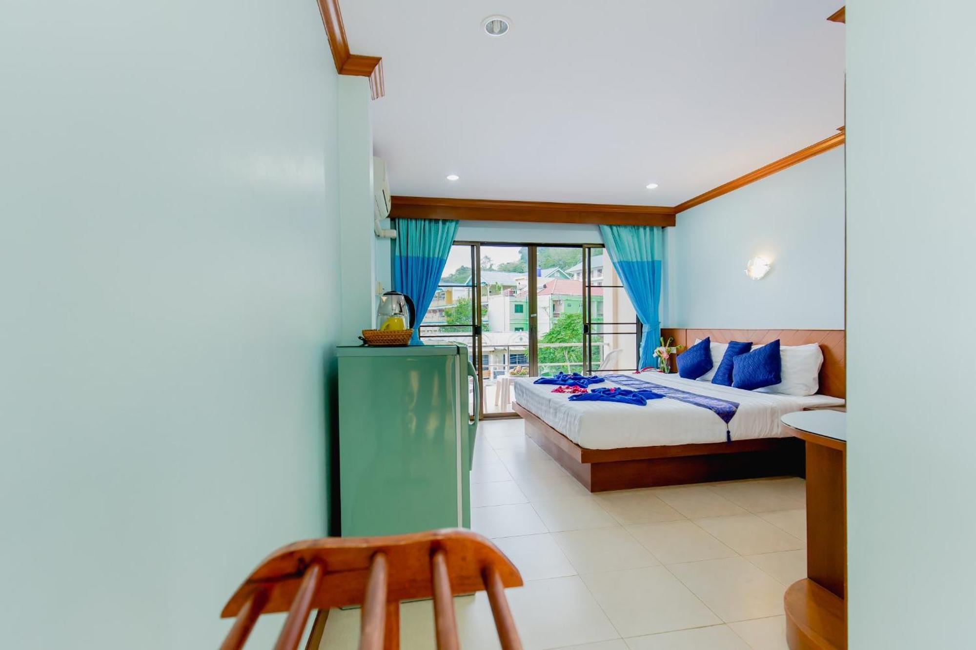 อาร์เค เกสท์เฮ้าส์ Hotel Patong ภายนอก รูปภาพ