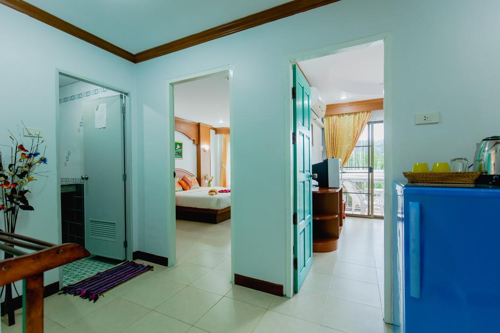 อาร์เค เกสท์เฮ้าส์ Hotel Patong ภายนอก รูปภาพ