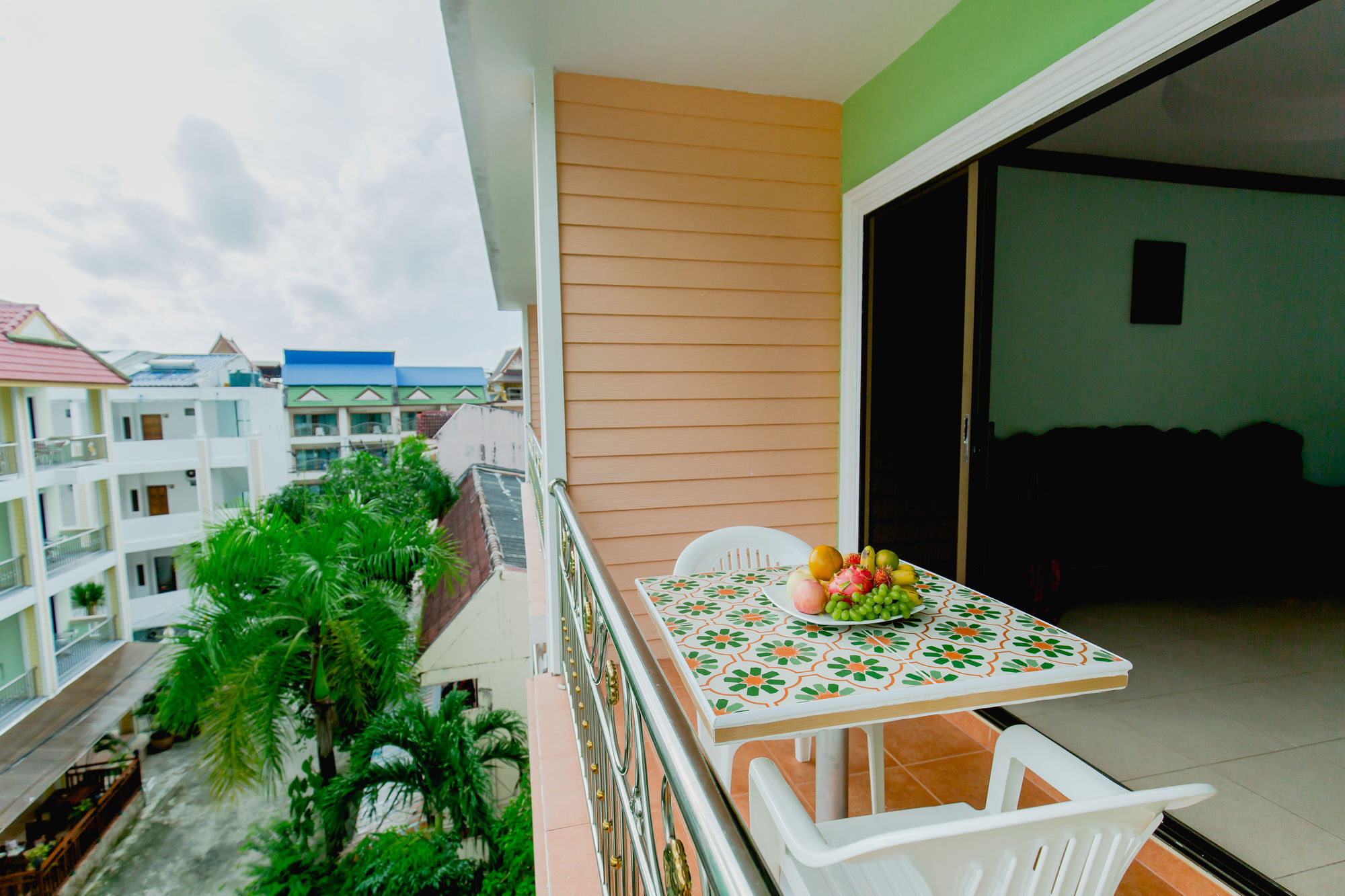 อาร์เค เกสท์เฮ้าส์ Hotel Patong ภายนอก รูปภาพ